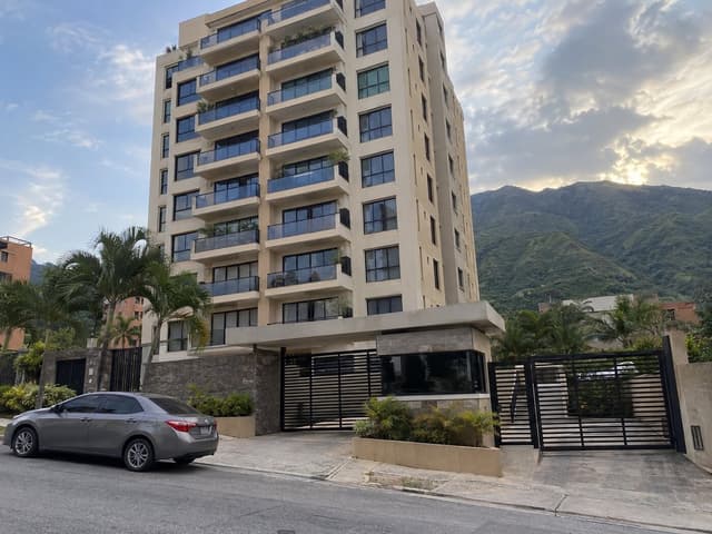 Apartamento de 4 habitaciones en Guaparo, 148 m²