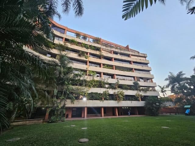 Apartamento 3 habitaciones en Altamira, 120 m²