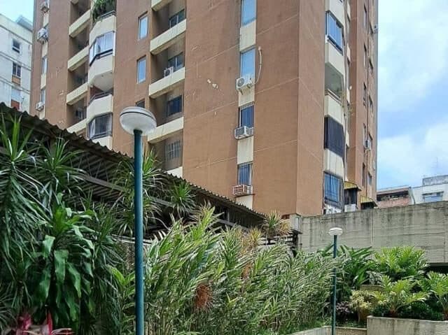 Apartamento amoblado en Los Palos Grandes, 75 m²